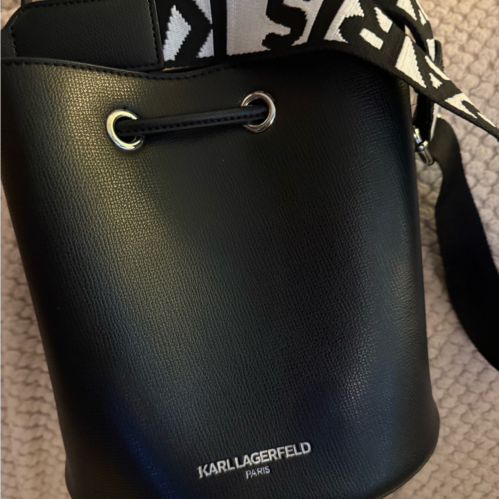 Karl Lagerfeld Black Bucket Bag with Pink Heart and Eiffel Tower Charms - Picture 3 of 5